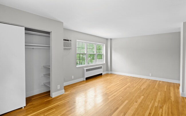 Studio Plus - Flats at Wasson Way - The Flats at Wasson Way