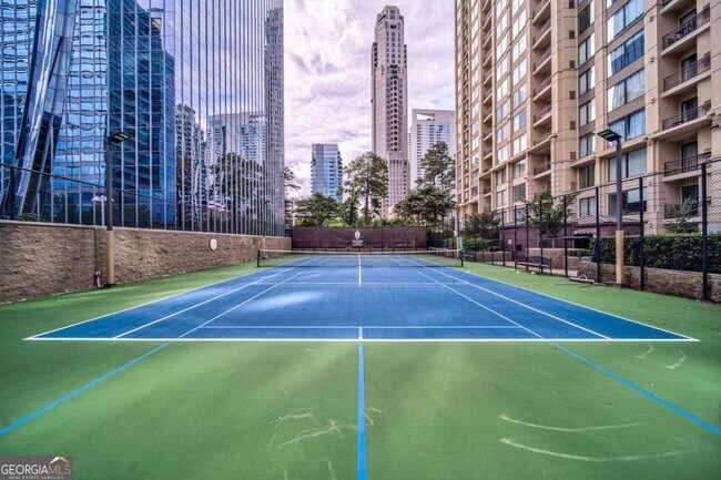 Building Photo - 3445 N Stratford Rd NE