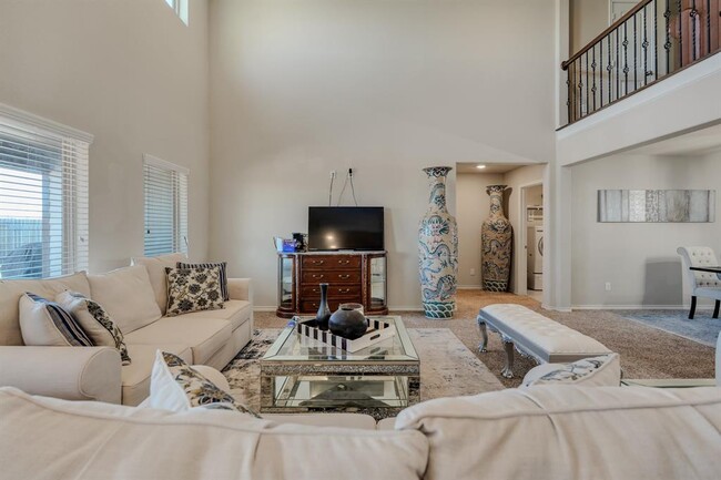 Building Photo - 18210 Stephanotis Trace