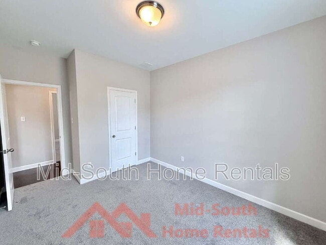 Building Photo - 7472 Kylan Dr