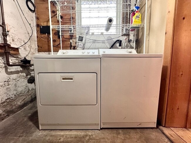 Building Photo - 53 Circuit Rd