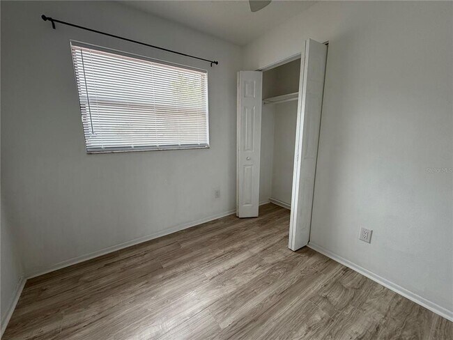 Building Photo - 1767 Valencia Ave