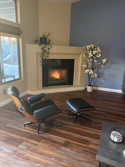Building Photo - 518 Dawn Cove Dr