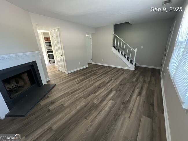 Building Photo - 78 Mt Moriah Rd