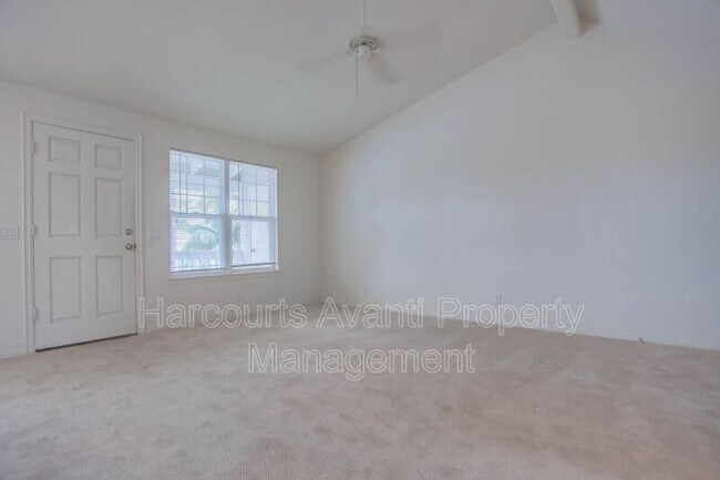 Building Photo - 1844 Dora Dr