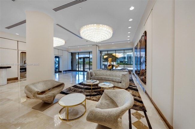 Building Photo - 1800 NE 114th St