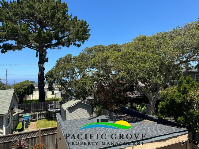 Building Photo - Delightful 3-Bedroom, 2 bath home in Pacif...