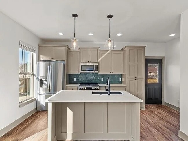 Building Photo - 3104 Bethany Ln