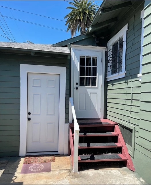 Building Photo - 743 Daisy Ave