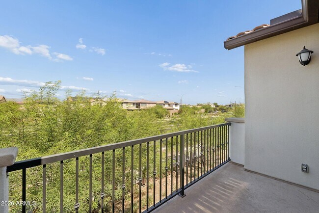 Building Photo - 4631 S Element