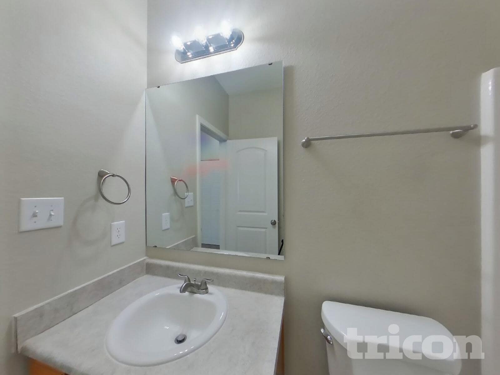 Building Photo - 12675 Old Pond Rd