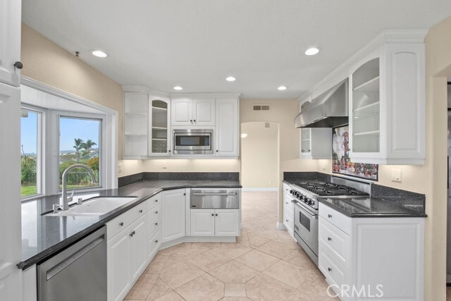 Building Photo - 2151 Camino Laurel