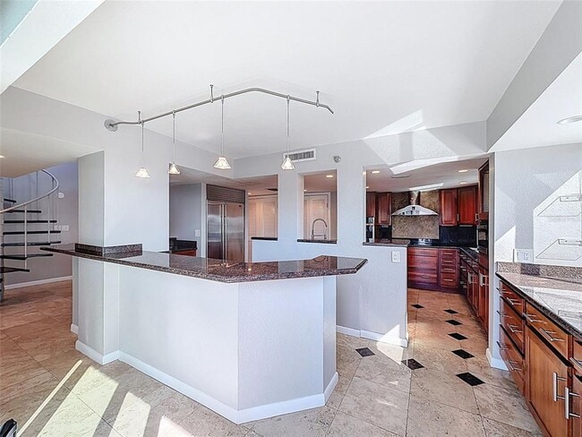 Building Photo - 201 W Laurel St