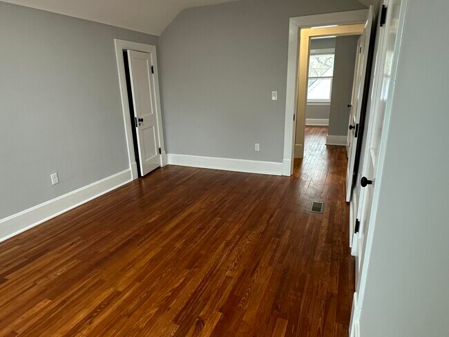 Building Photo - 504 Gibson Ave