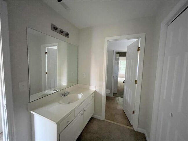 Building Photo - 5425 Old Haven Ct