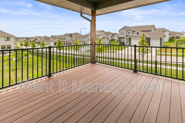 Building Photo - 18765 Larimore St