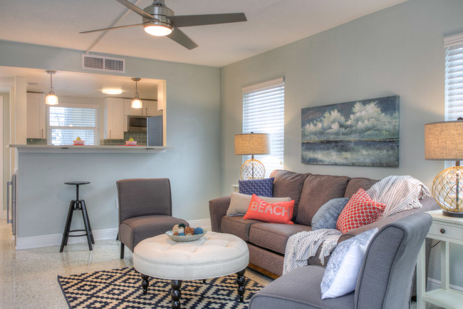 Living Room | Breakfast Bar Dining - Bayside Villas