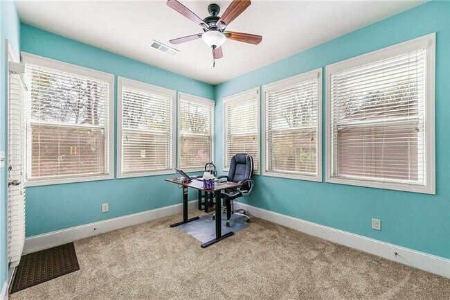 Building Photo - 2145 Red Barn Ct