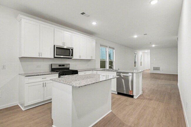 Building Photo - BRAND NEW - NEVER LIVED IN 4 bedroom - 2 1/2 bath in The Pines at Seven Coves