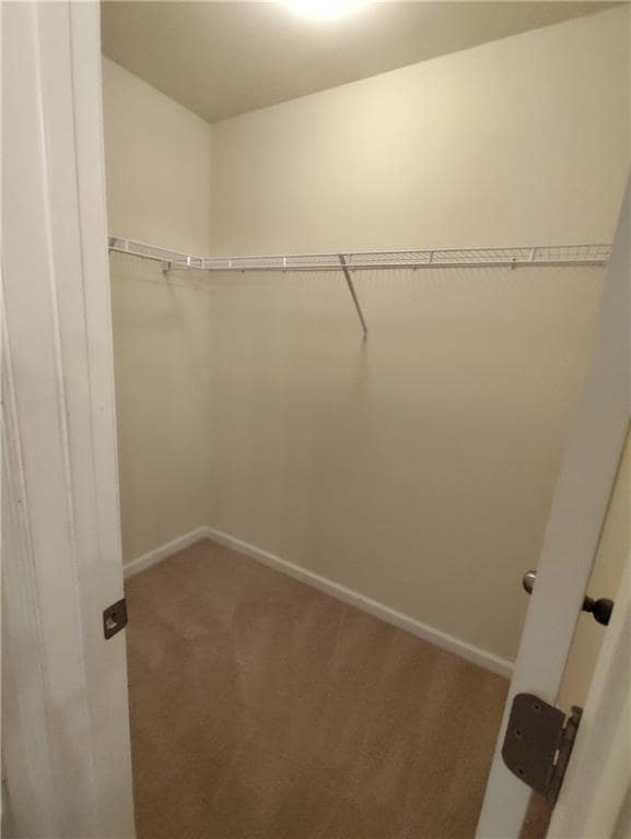 Building Photo - 5642 Laurel Ridge Dr