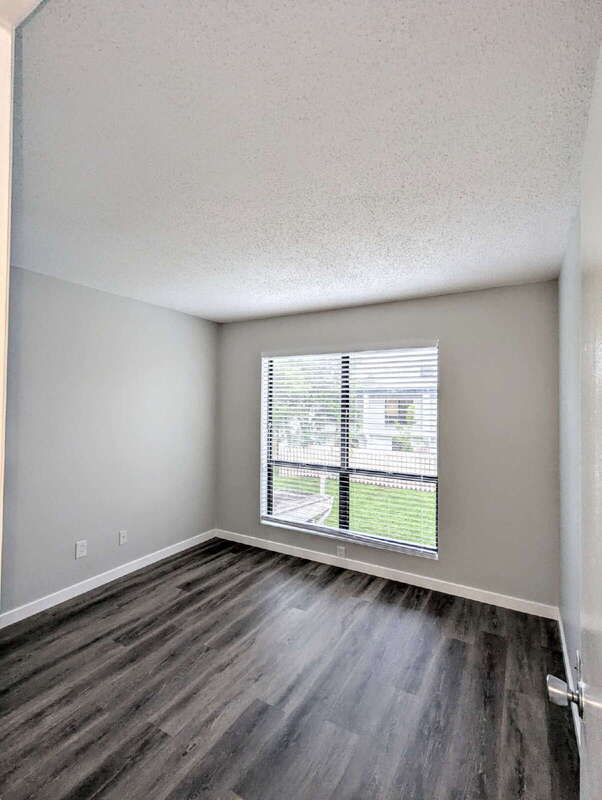 Building Photo - 4001 S Beneva Rd