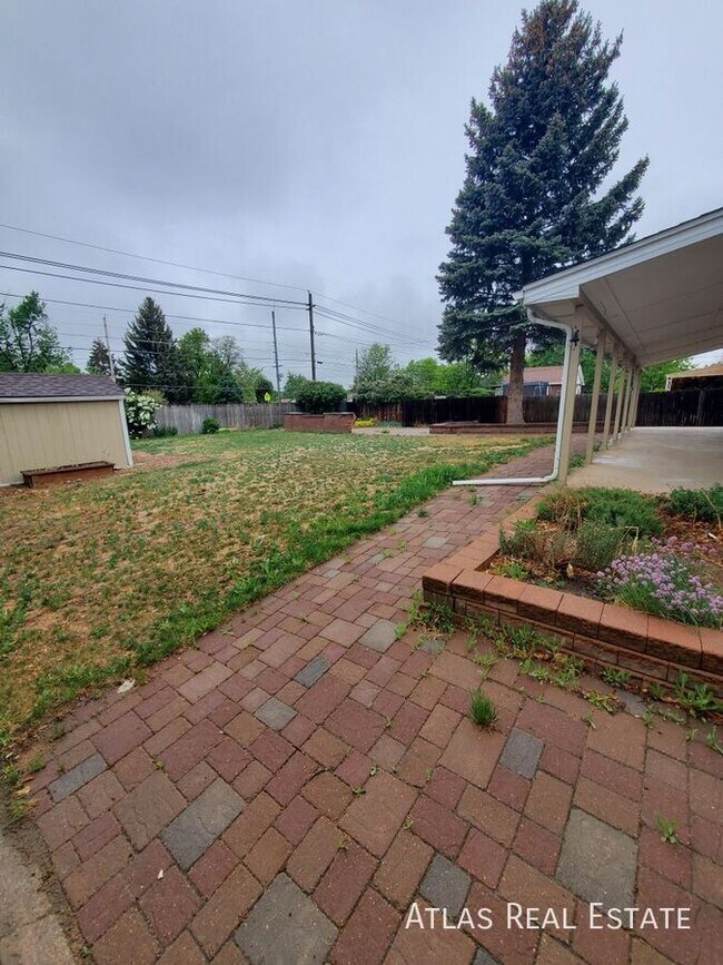 Building Photo - 1480 E 112th Pl