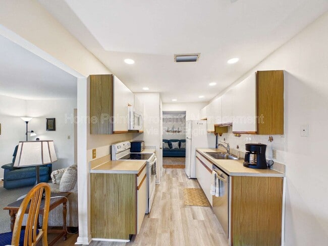 Building Photo - 17270 Eagle Trce