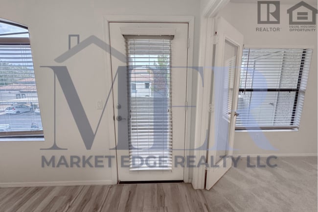 Building Photo - 2Bed/1Bath Apt at Thompson Peak/Frank Lloyd Wright! Ready for Immediate Move-In!