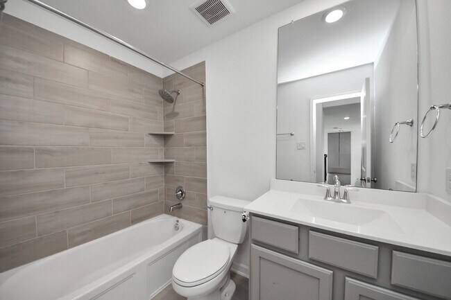 Building Photo - 3007 Velda May Dr