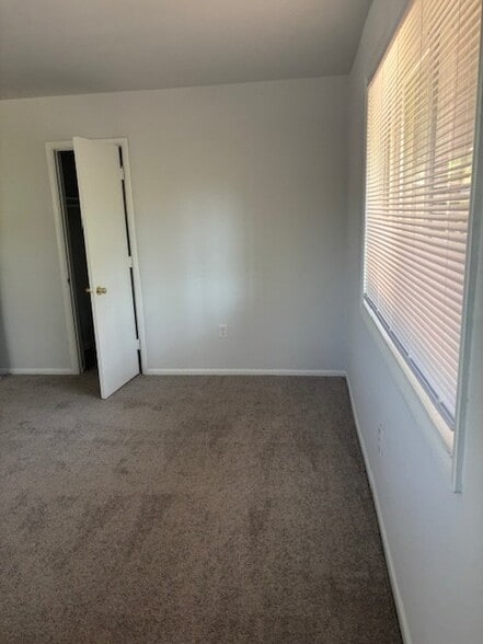 Building Photo - 812 Brook Hill Rd