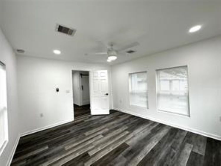 Building Photo - 4318 1st