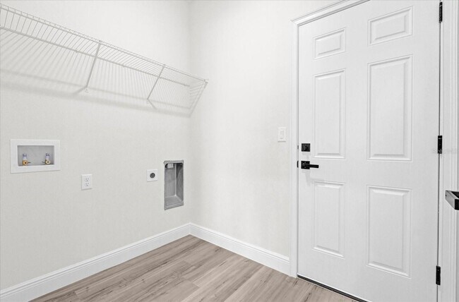 Building Photo - 15101 SW 51st Terrace