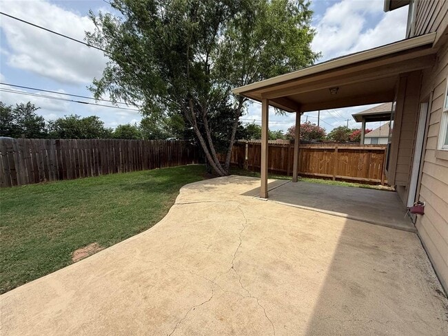 Building Photo - 245 Verano Dr