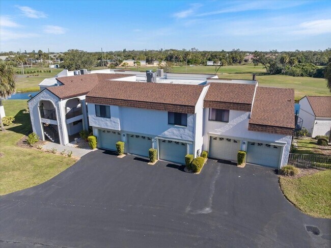 Building Photo - 822 Capri Isles Blvd