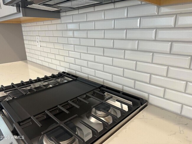 Building Photo - 3809 N 100th Dr