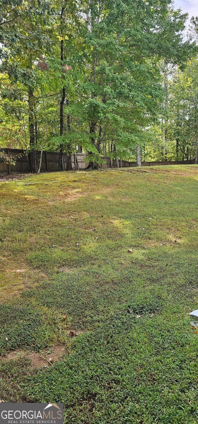 Building Photo - 18 Brookhaven Ct