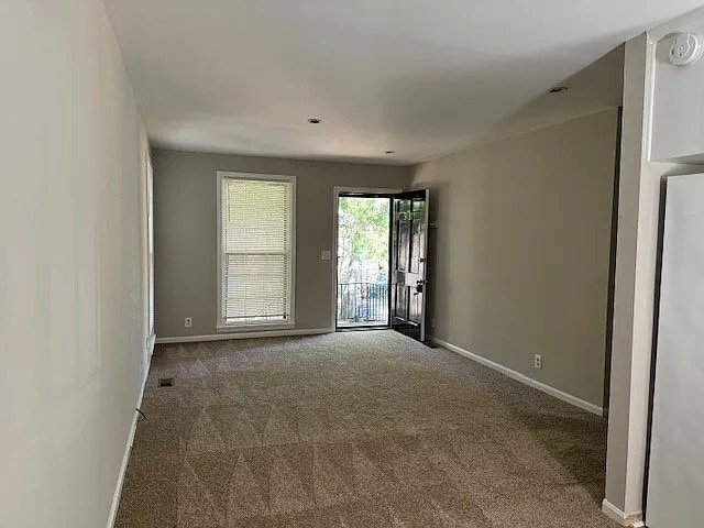 Building Photo - 2BR Home in Prime Hillsboro/West End Location – $1,500/Month | Pet Friendly
