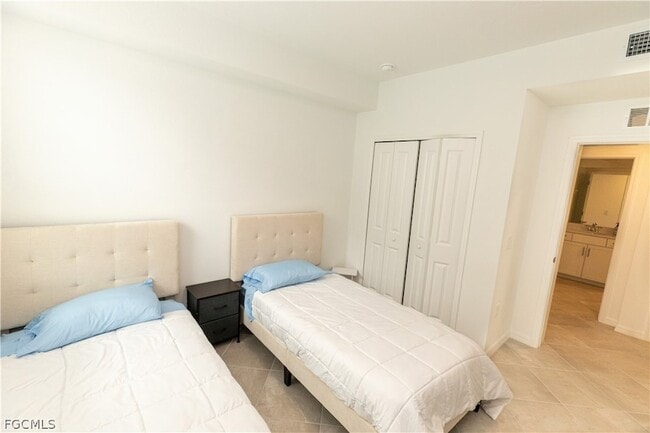 Building Photo - 16572 Kingwood Ln