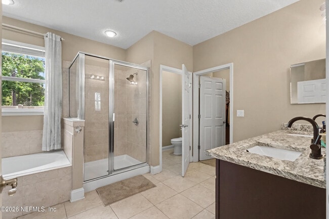 Building Photo - 12647 Julington Oaks Dr