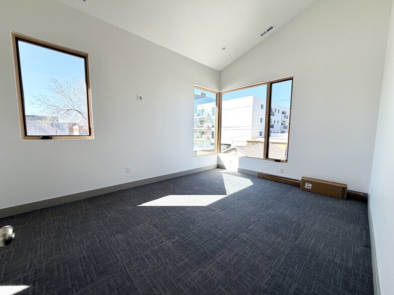 Primary Bedroom 2 - 806 S Jefferson St