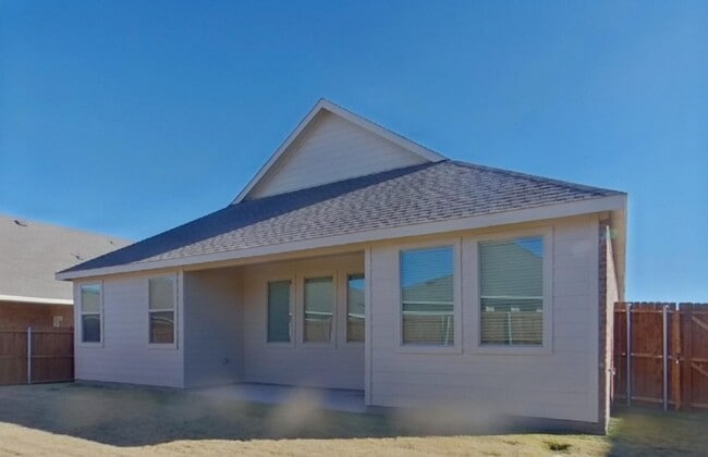 Building Photo - Beautifully Renovated 4-Bedroom Home with Premium Finishes