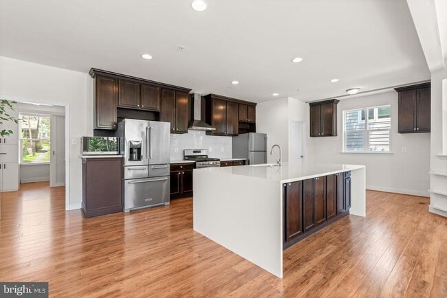 Building Photo - 174 Acton Rd