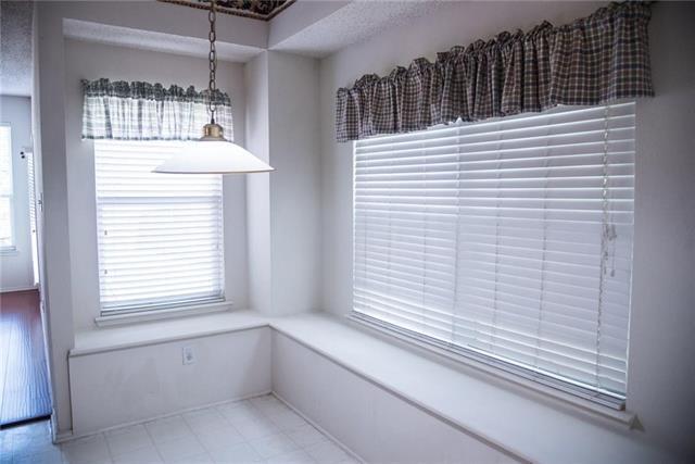 Building Photo - 8240 Fountain Ridge Dr