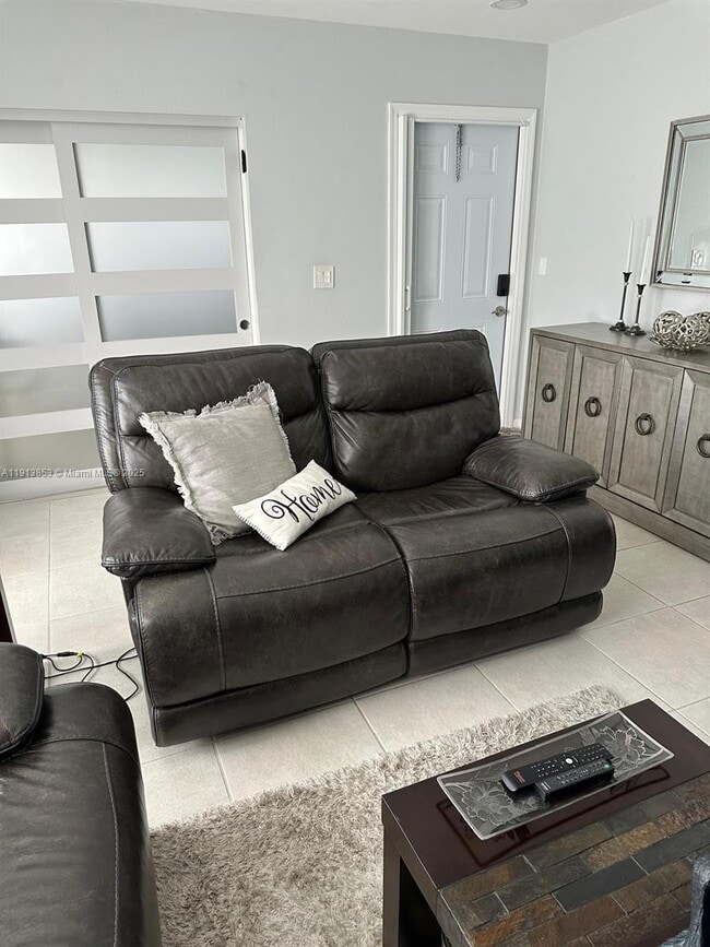 Building Photo - 5169 Lakefront Blvd