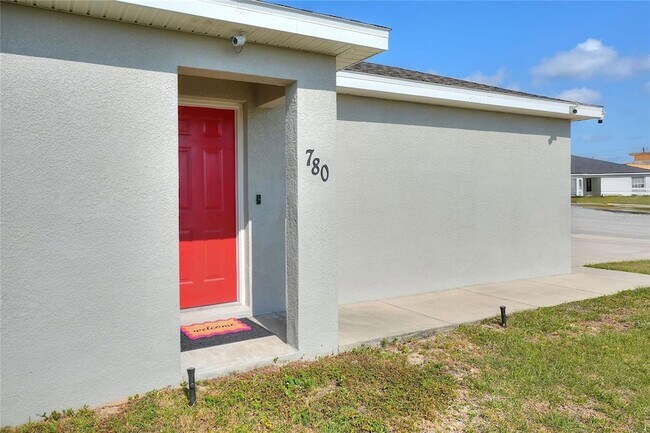 Building Photo - 780 Overlook Grove Dr