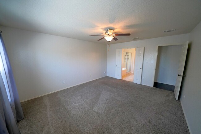Building Photo - 6307 Myrtle Run