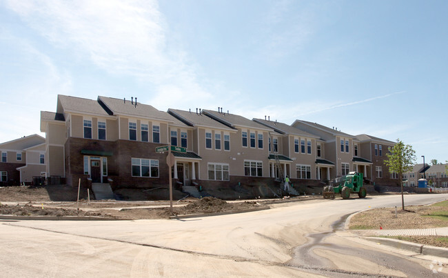 Building Photo - East Village at Avondale Meadows Apartments