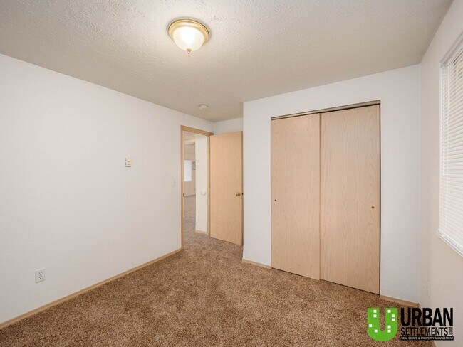 Building Photo - Mission Ave. 15313-15315 E