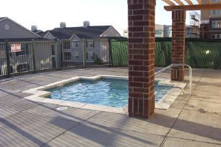 Hot Tub - 10176 Park Meadows Dr