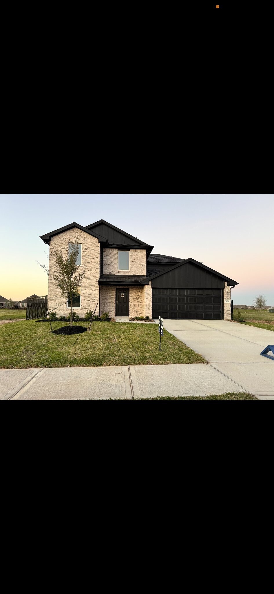 Building Photo - 3060 Nori Shores Dr
